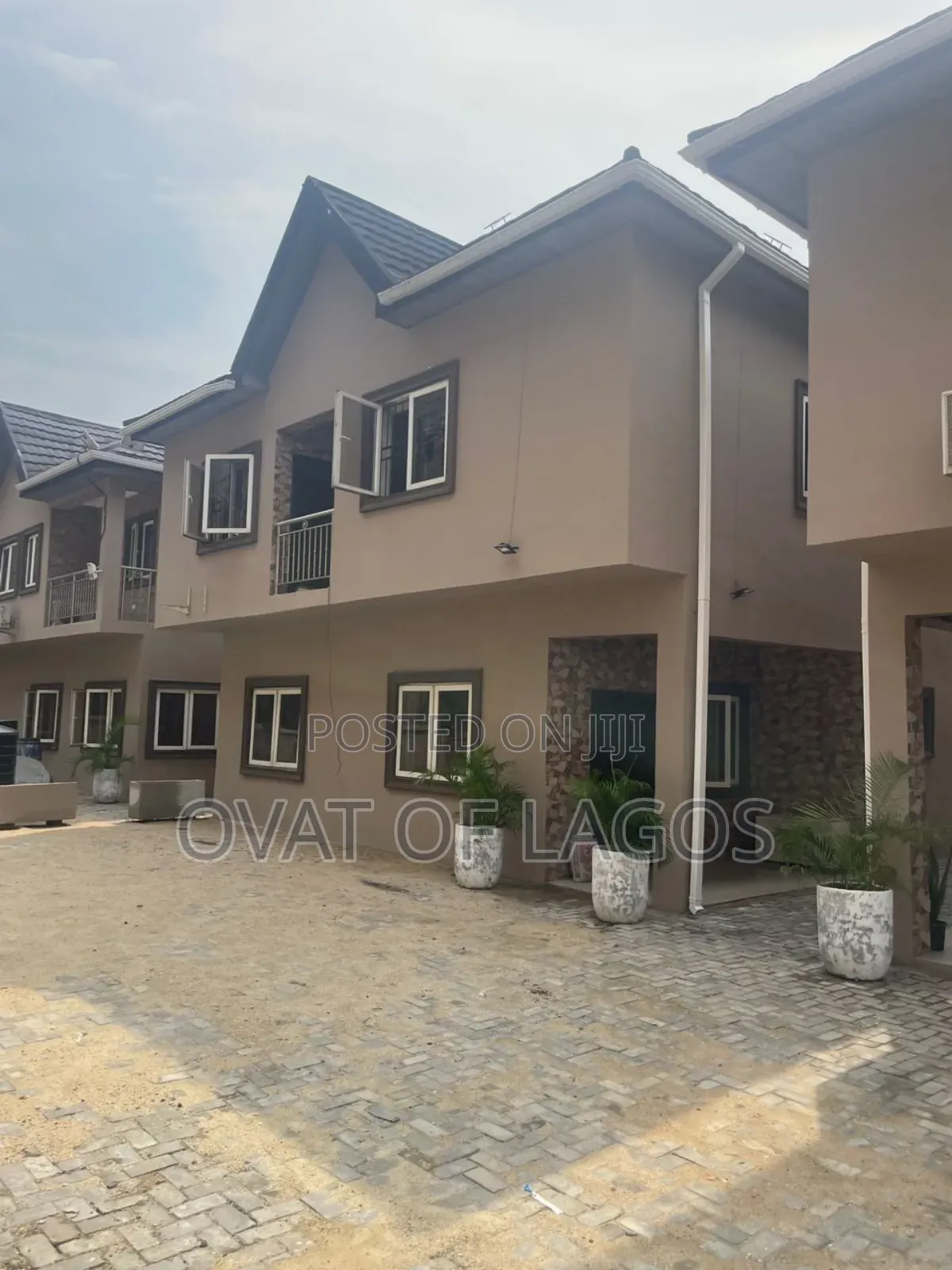 4bdrm Duplex in Ikate for rent