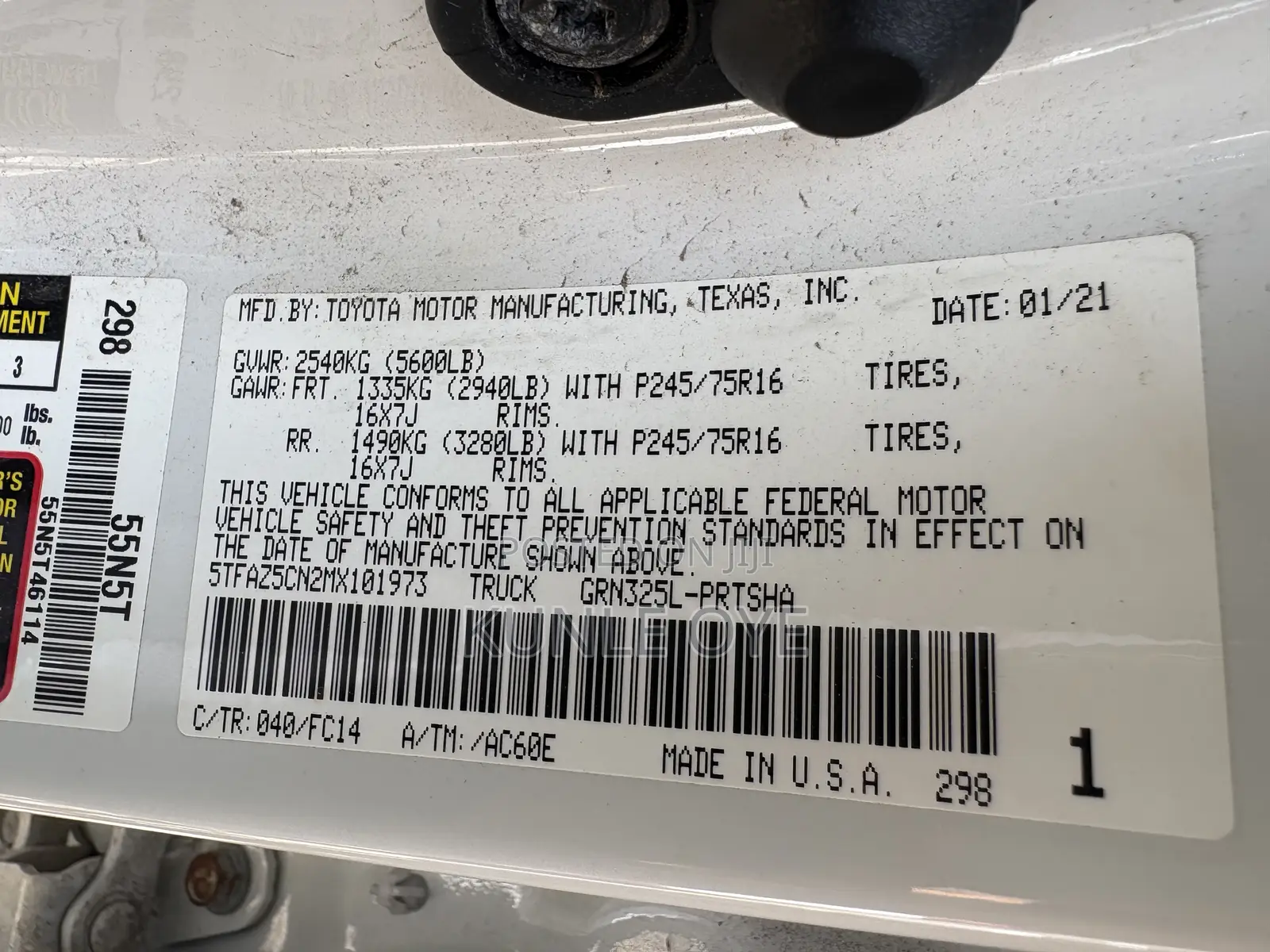 Toyota Tacoma SR 2021 White
