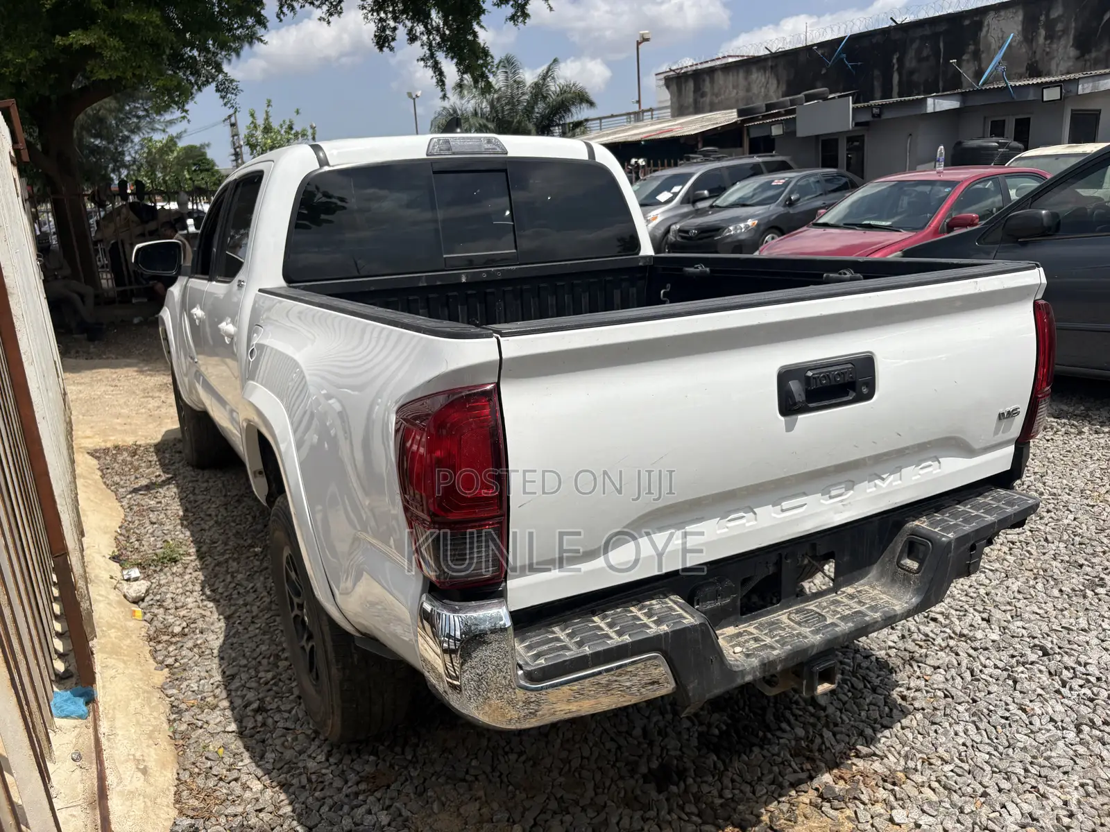 Toyota Tacoma SR 2021 White