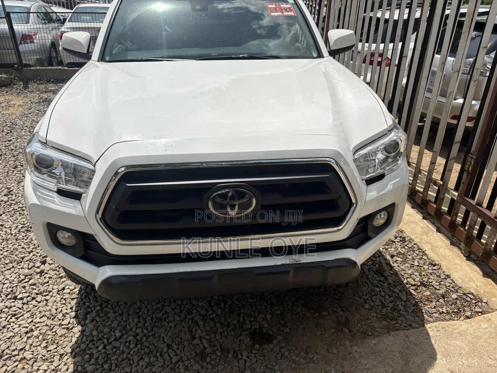 Toyota Tacoma SR 2021 White