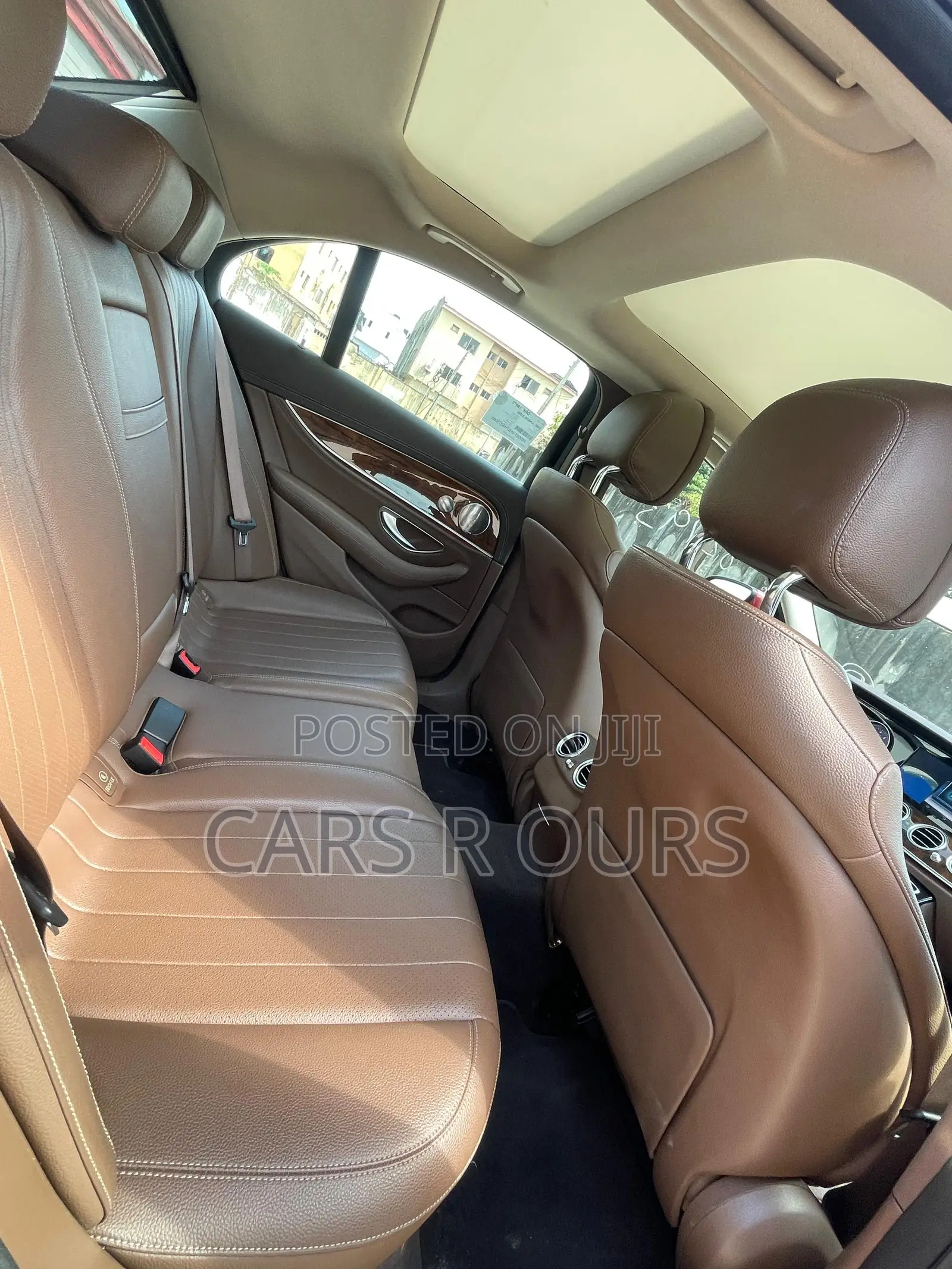 Mercedes-Benz E300 4Matic AWD Sedan (2.0L 4cyl 9A) 2017 Red