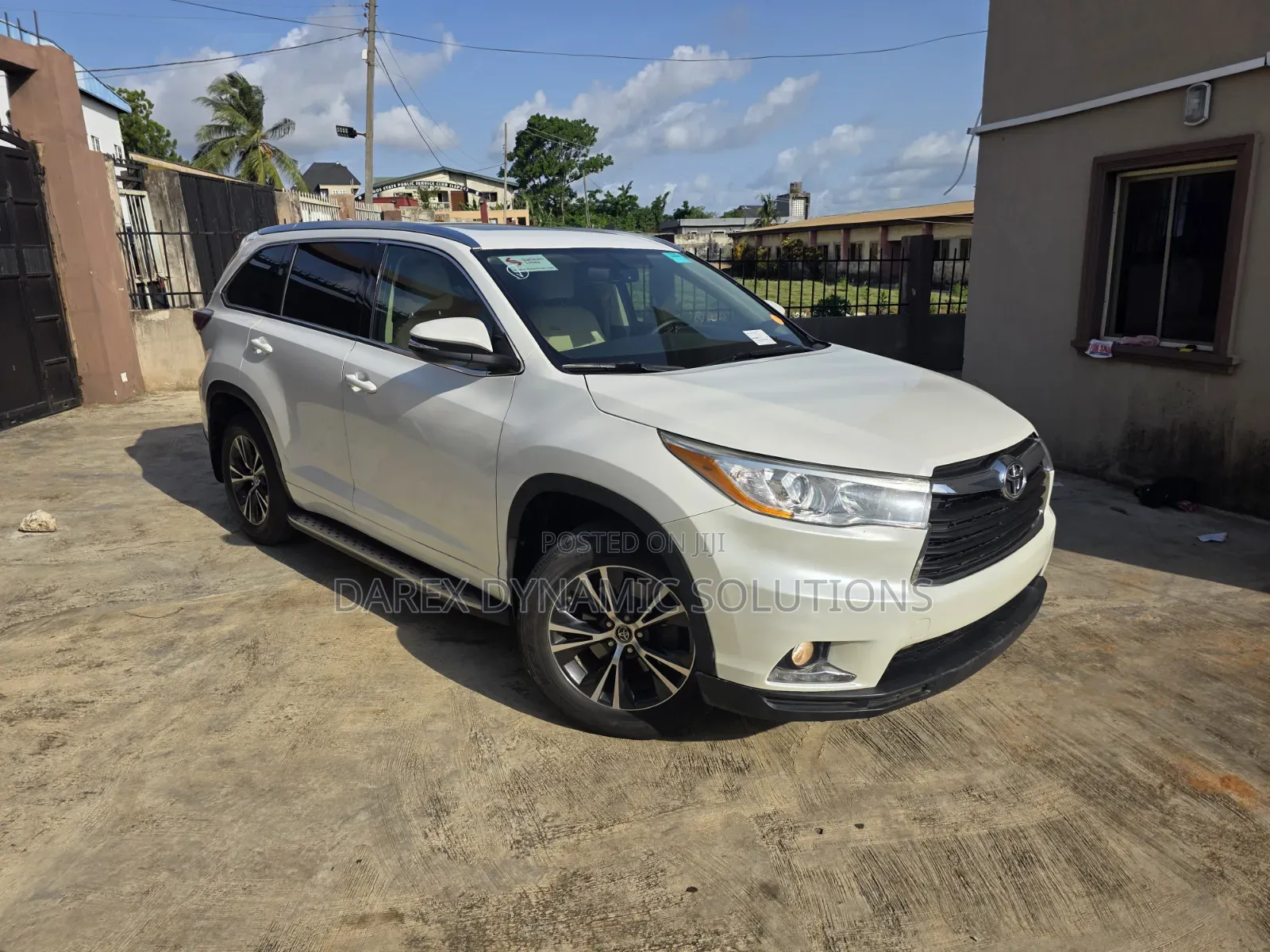 Toyota Highlander XLE V6 4x2 (3.5L 6cyl 6A) 2016 Gray