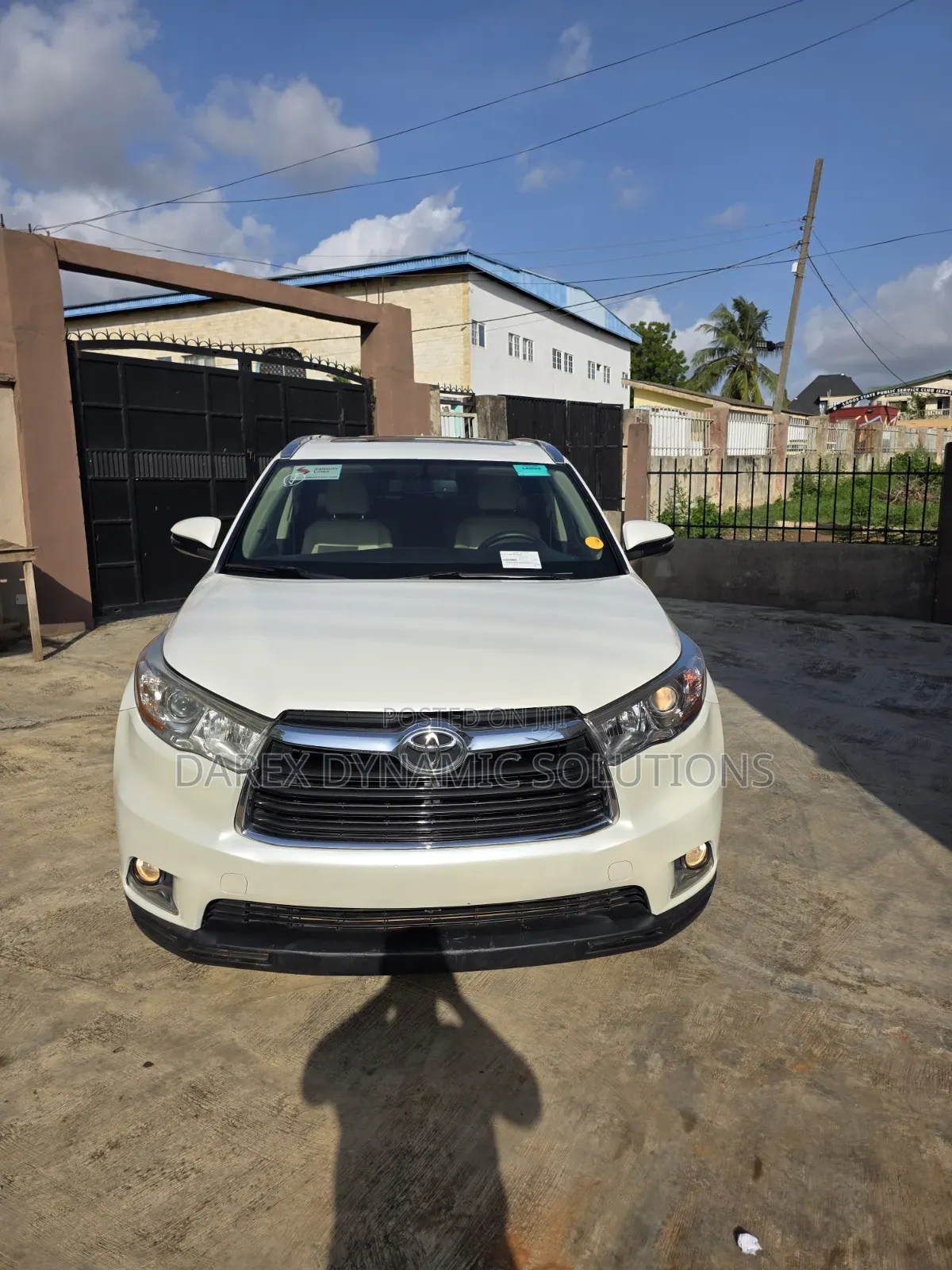 Toyota Highlander XLE V6 4x2 (3.5L 6cyl 6A) 2016 Gray