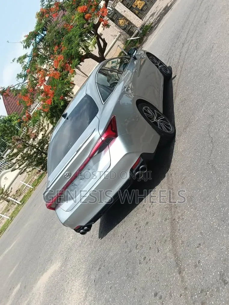 Toyota Avalon Touring 2020 Silver