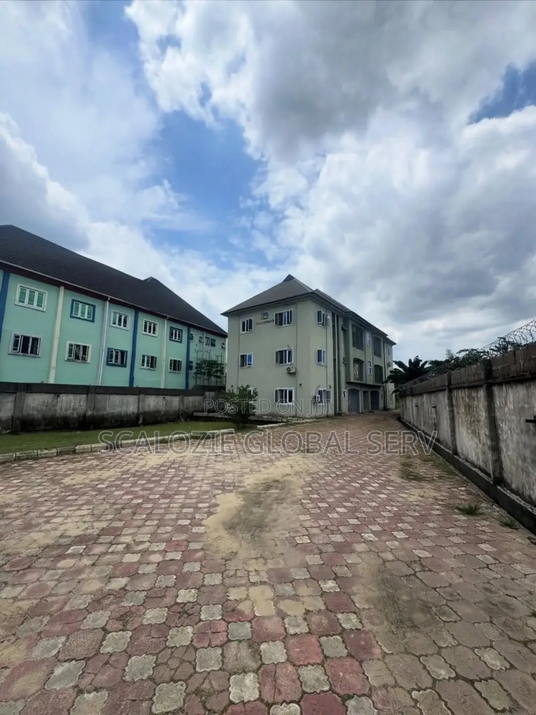 2bdrm Block of Flats in Off Nta Road,, Port-Harcourt for sale