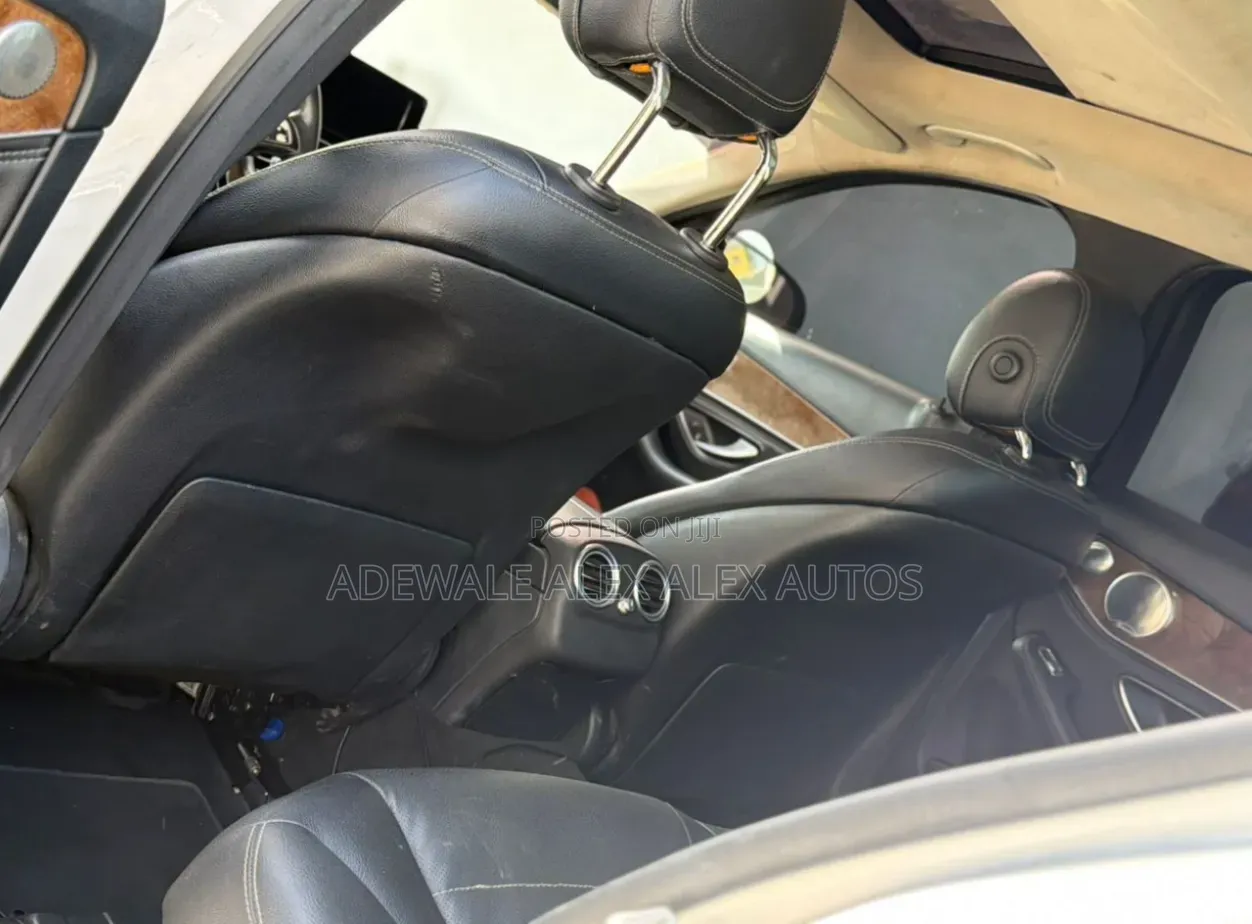 Mercedes-Benz C300 2015 Silver