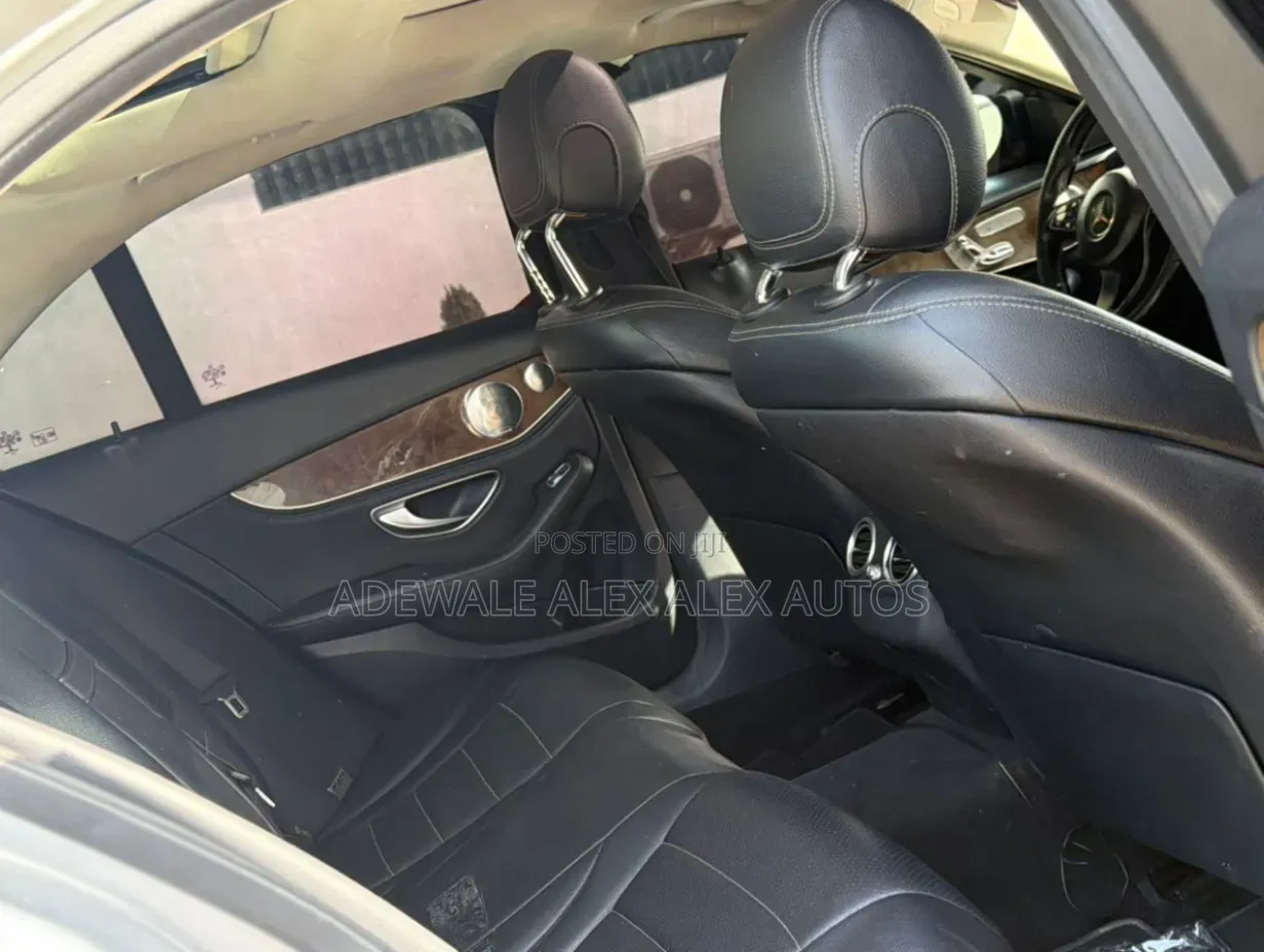 Mercedes-Benz C300 2015 Silver