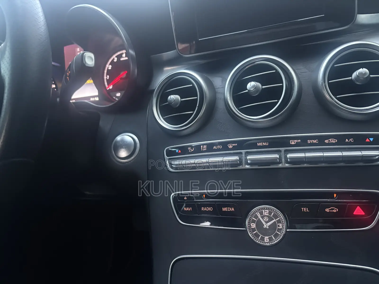 Mercedes-Benz C300 Luxury 4matic Sedan AWD (2.0L 4cyl 7A) 2017 Black