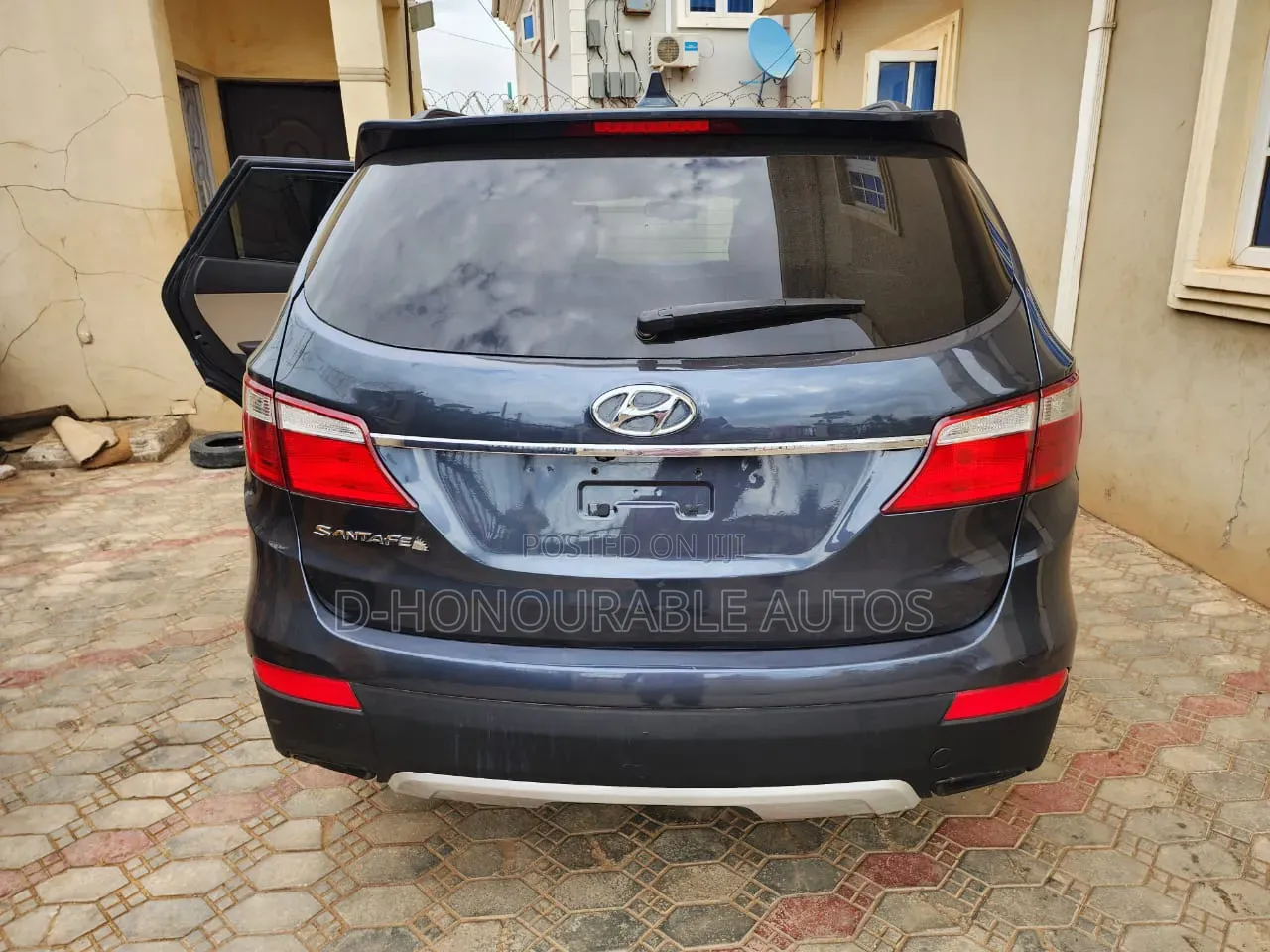 Hyundai Santa Fe SE FWD 2016 Blue