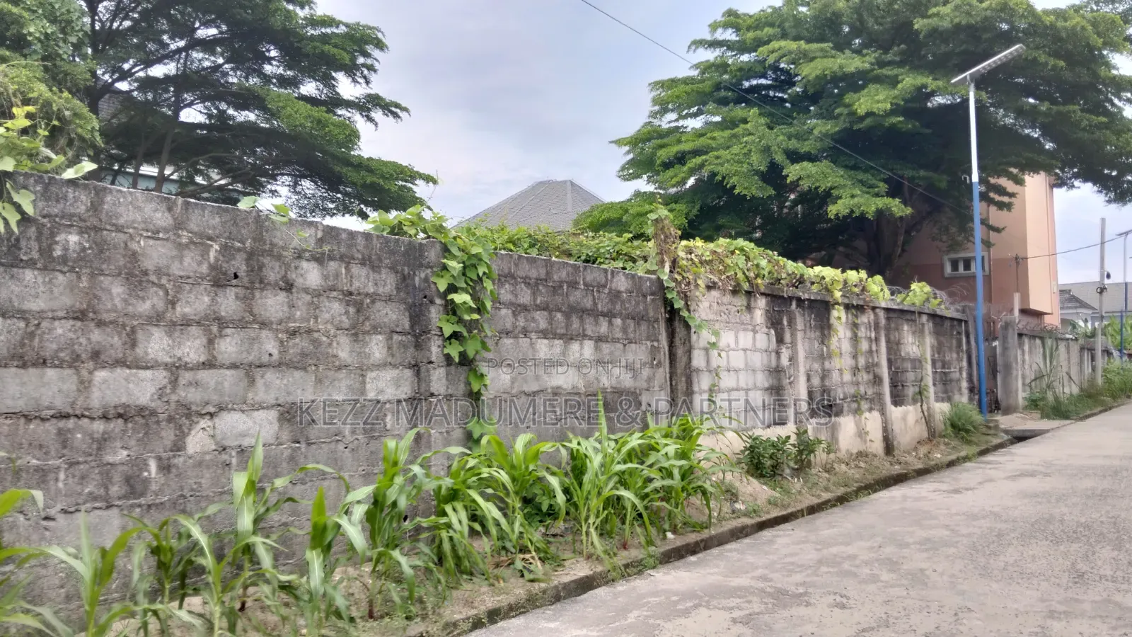 For Sale : 1 Plot at County Garden Estate , Sars Road , Ph