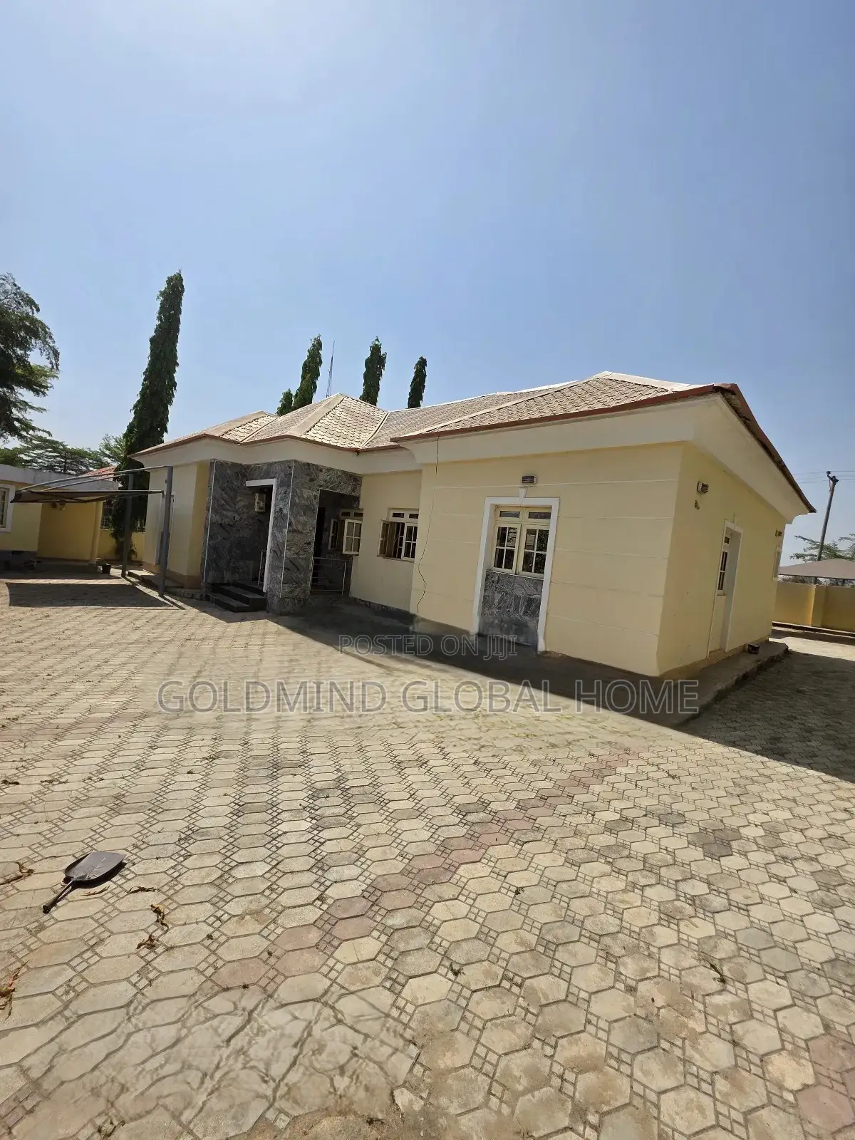 3bdrm Bungalow in Lugbe District. for sale