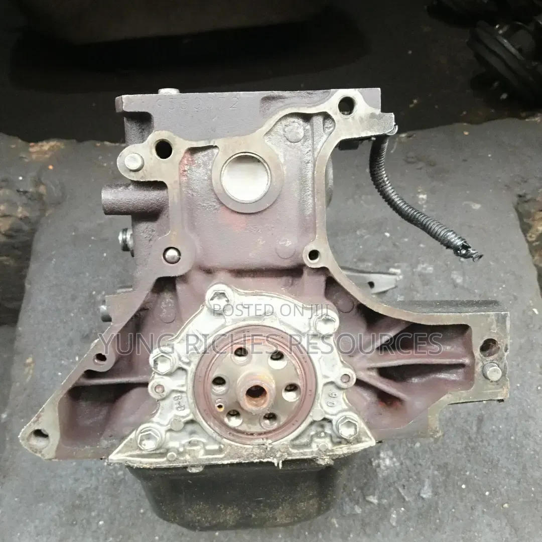 Tokunbo Daihatsu Hijet Double Cam Half Engine Available