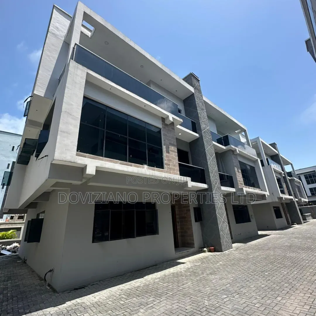 5bdrm Duplex in Ilasan for sale