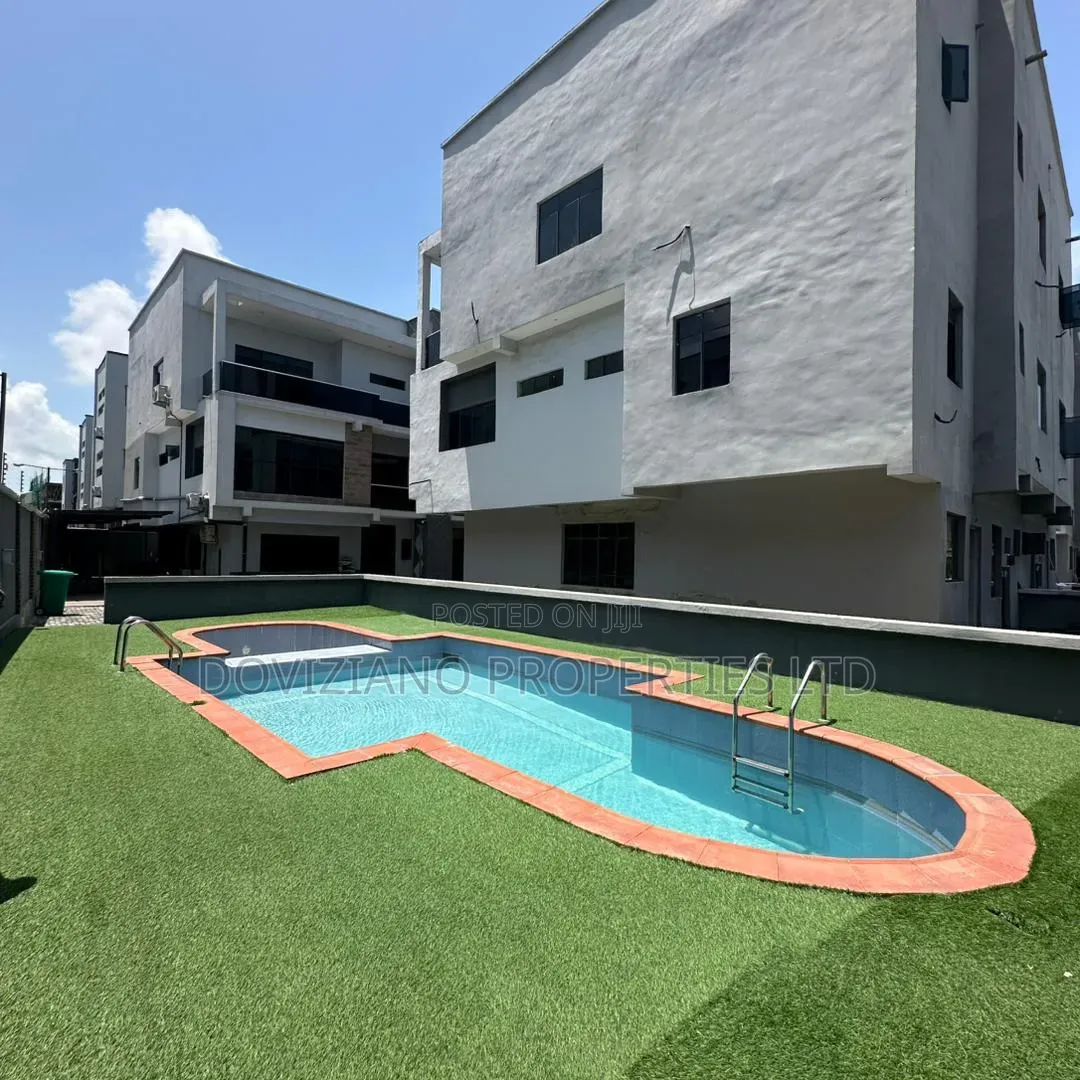 5bdrm Duplex in Ilasan for sale