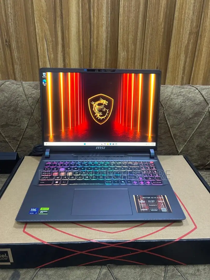 New Laptop MSI Vector 16 HX AI A2XWIG 16GB Intel Core Ultra 9 SSD 1T