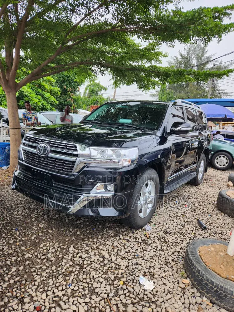 Toyota Land Cruiser 2014 Black