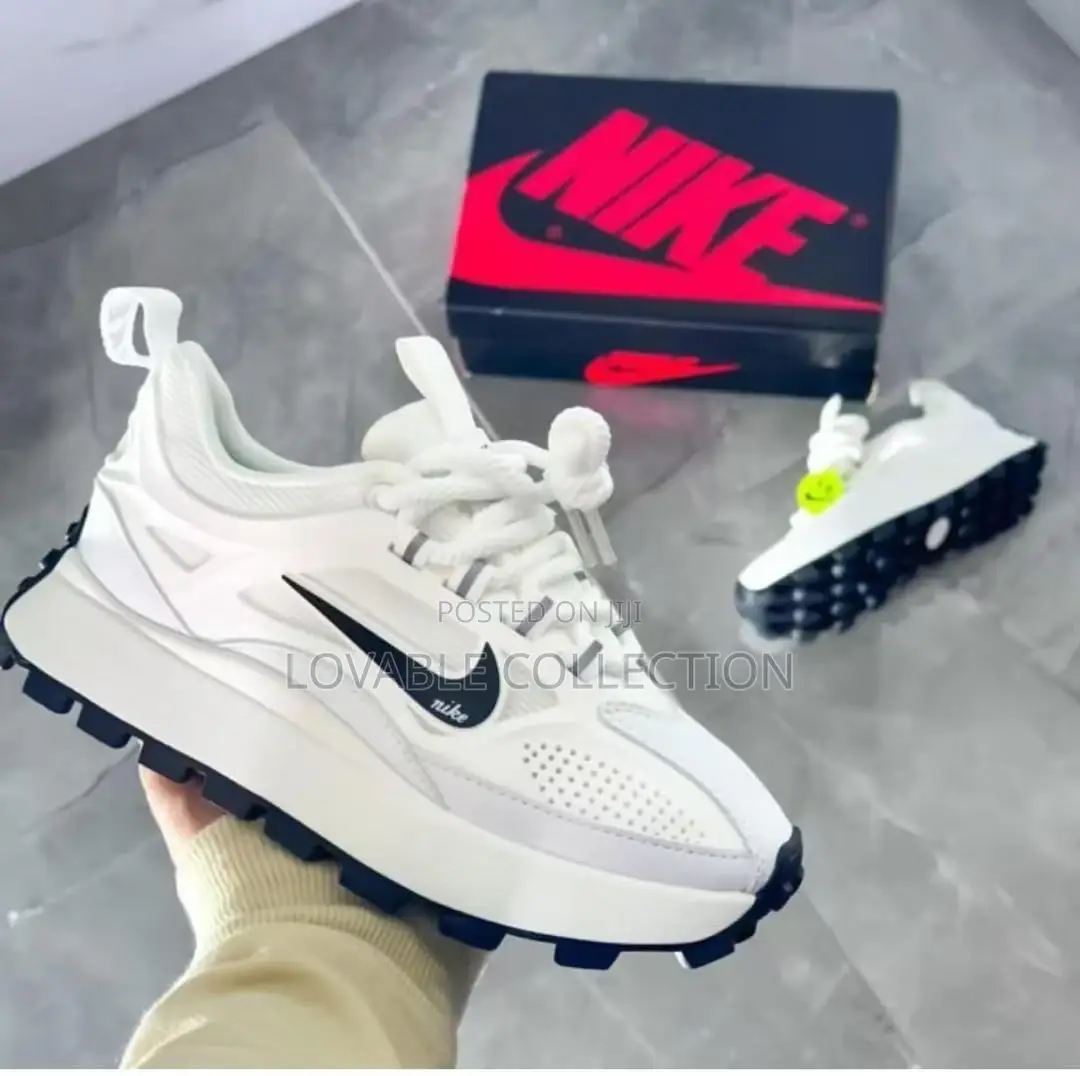 Nike Bailleli Sneakers