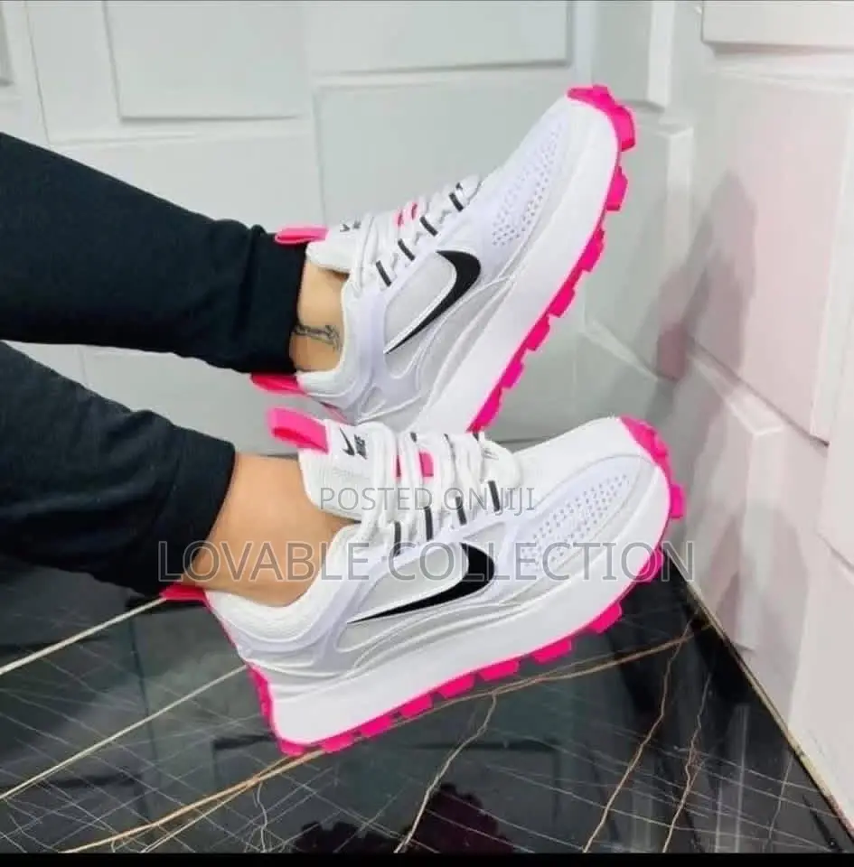 Nike Bailleli Sneakers