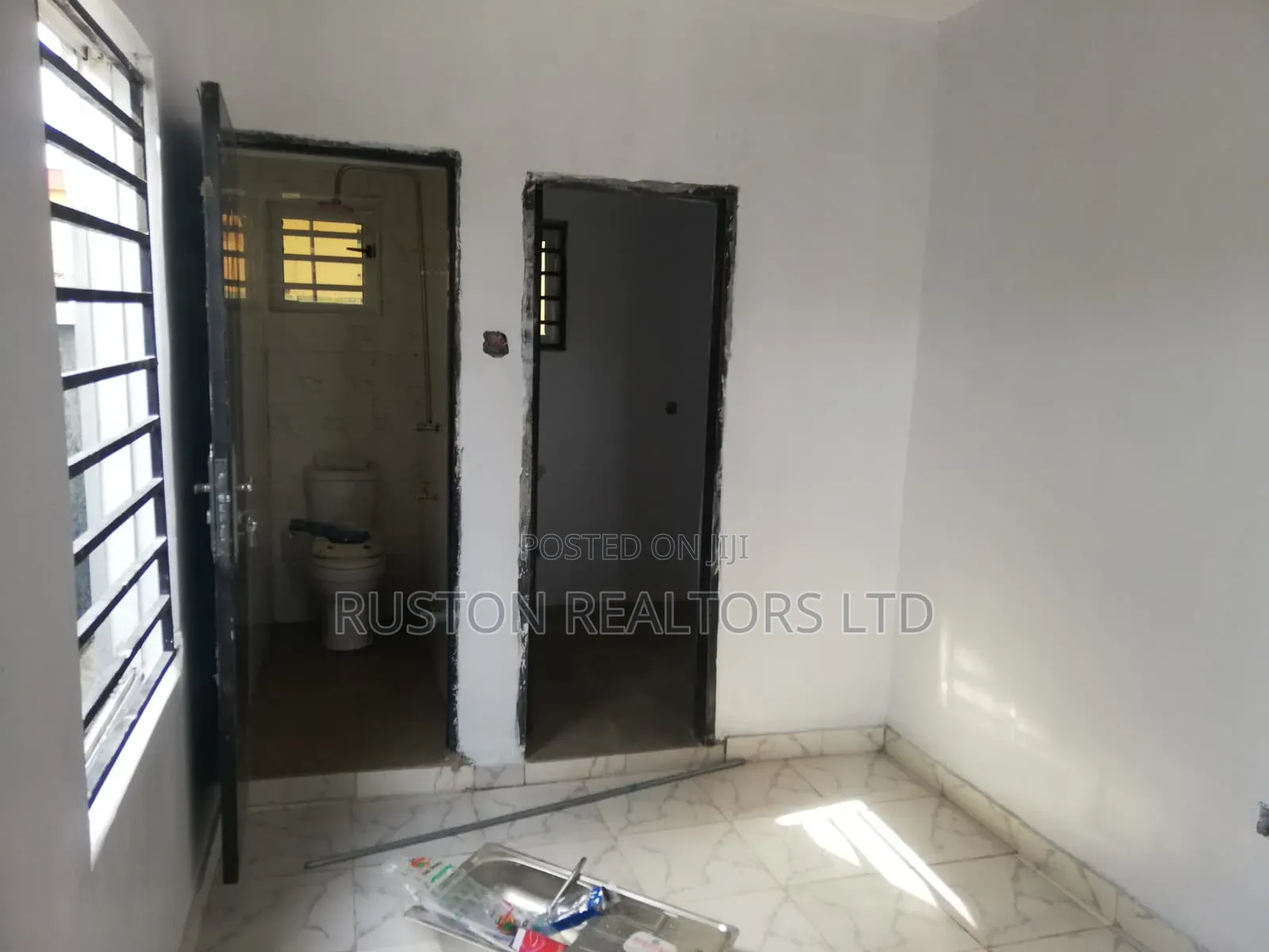 4bdrm Bungalow in Idishin for sale