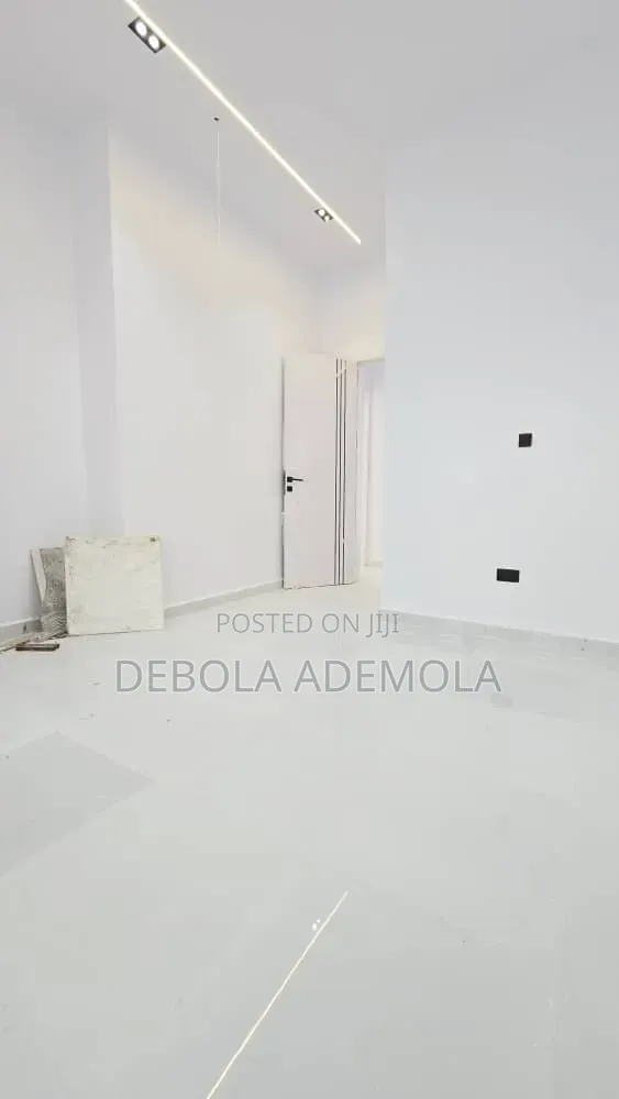 3bdrm Duplex in Oral Estate, Chevron for sale