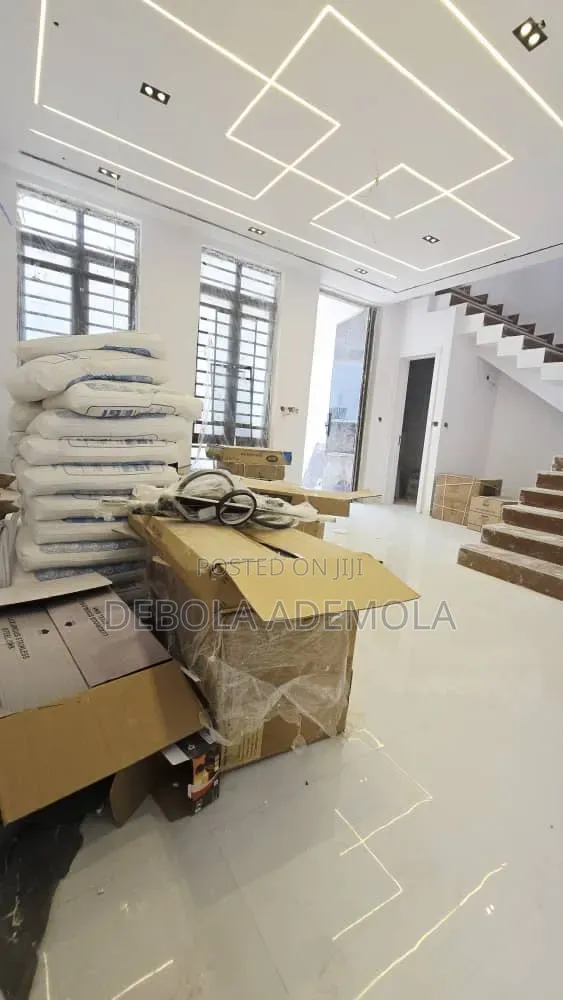 3bdrm Duplex in Oral Estate, Chevron for sale