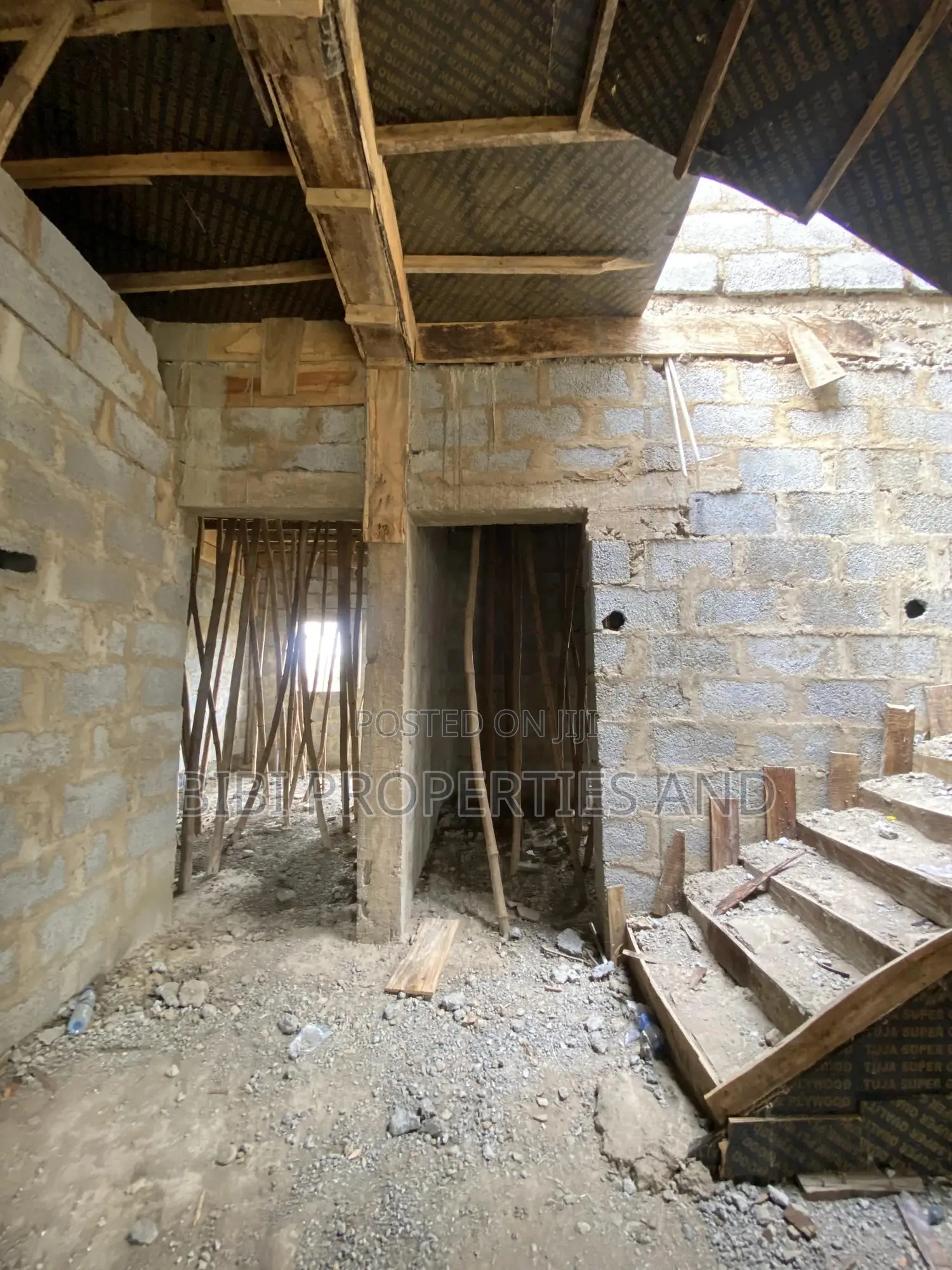4bdrm Townhouse/Terrace in Life Camp for sale