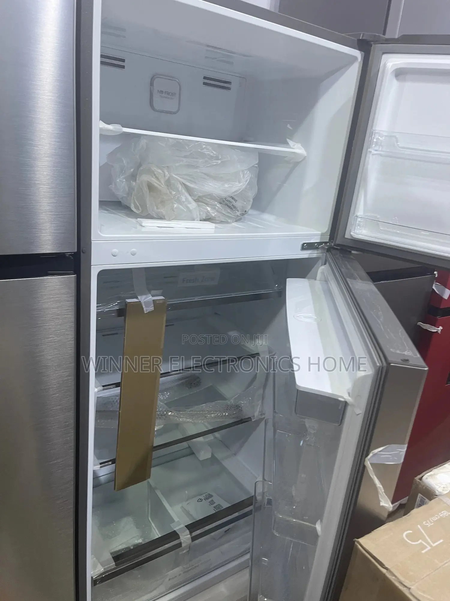 Hisense Double Door Refrigerator 548 Liters With Dispenser