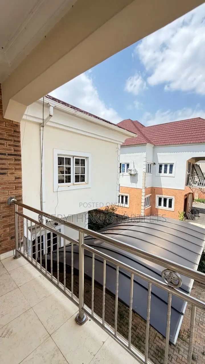 4bdrm Duplex in Lokogoma for sale