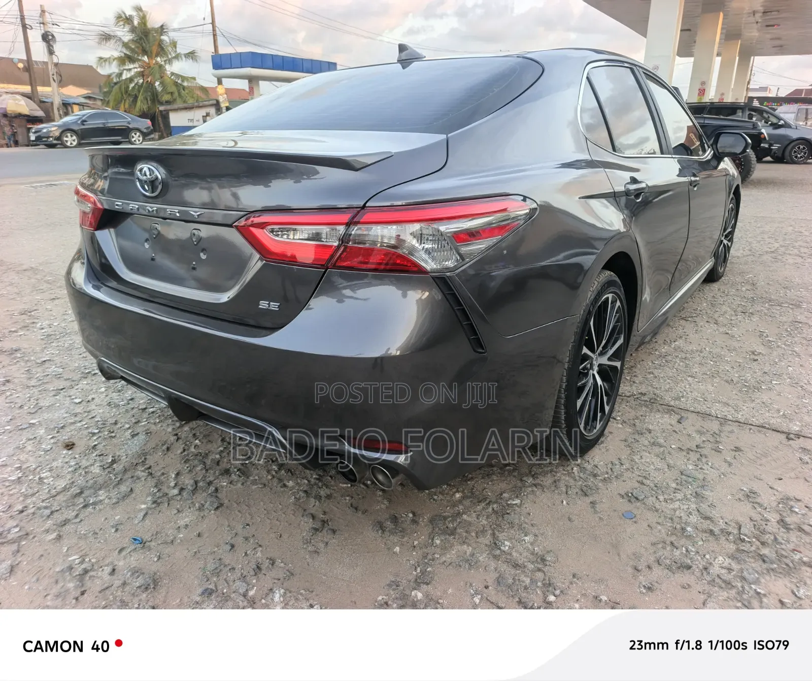Toyota Camry SE (2.5L 4cyl 8A) 2019 Gray
