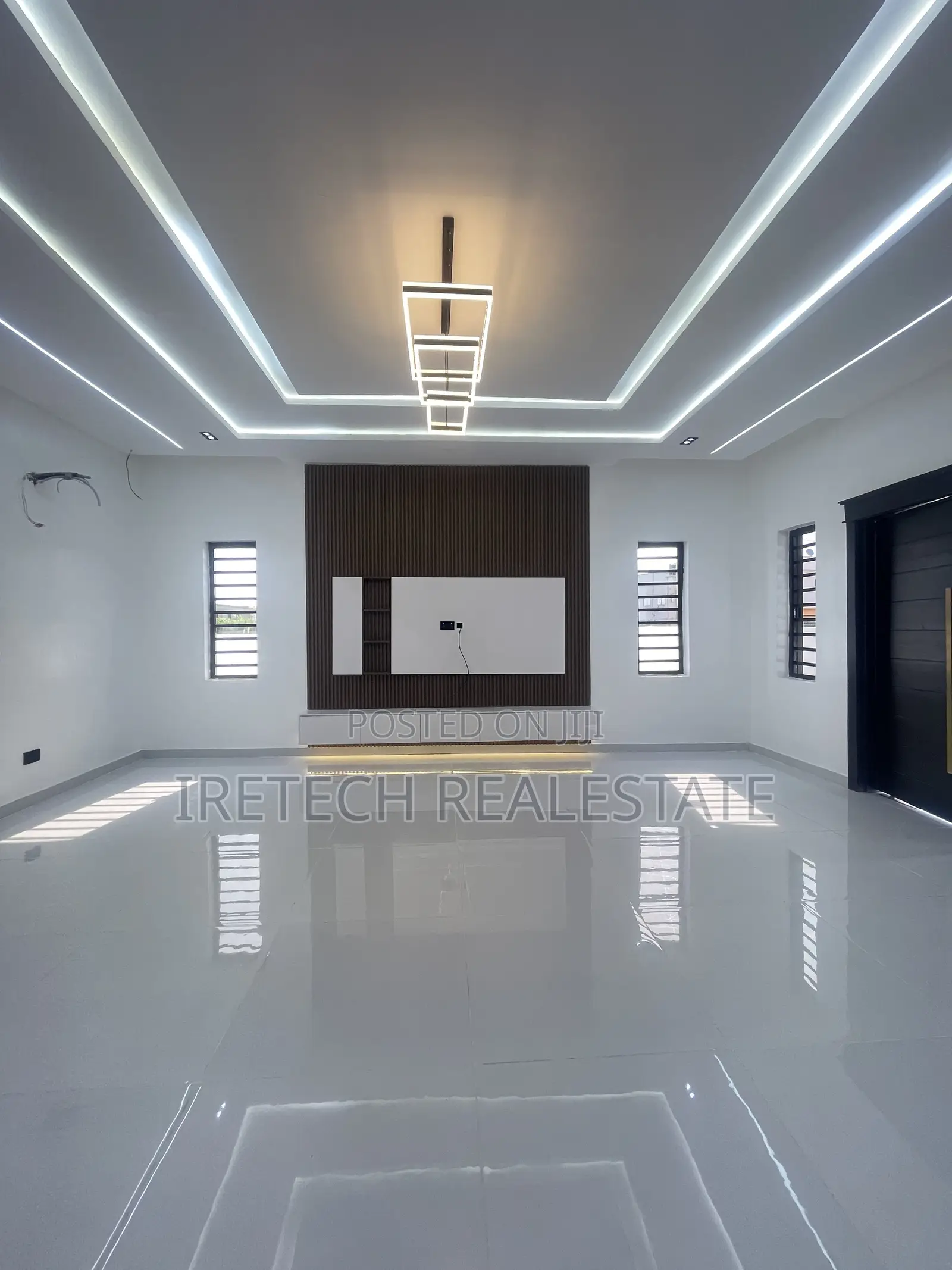 4bdrm Duplex in In A Serene Estate, Sangotedo for sale