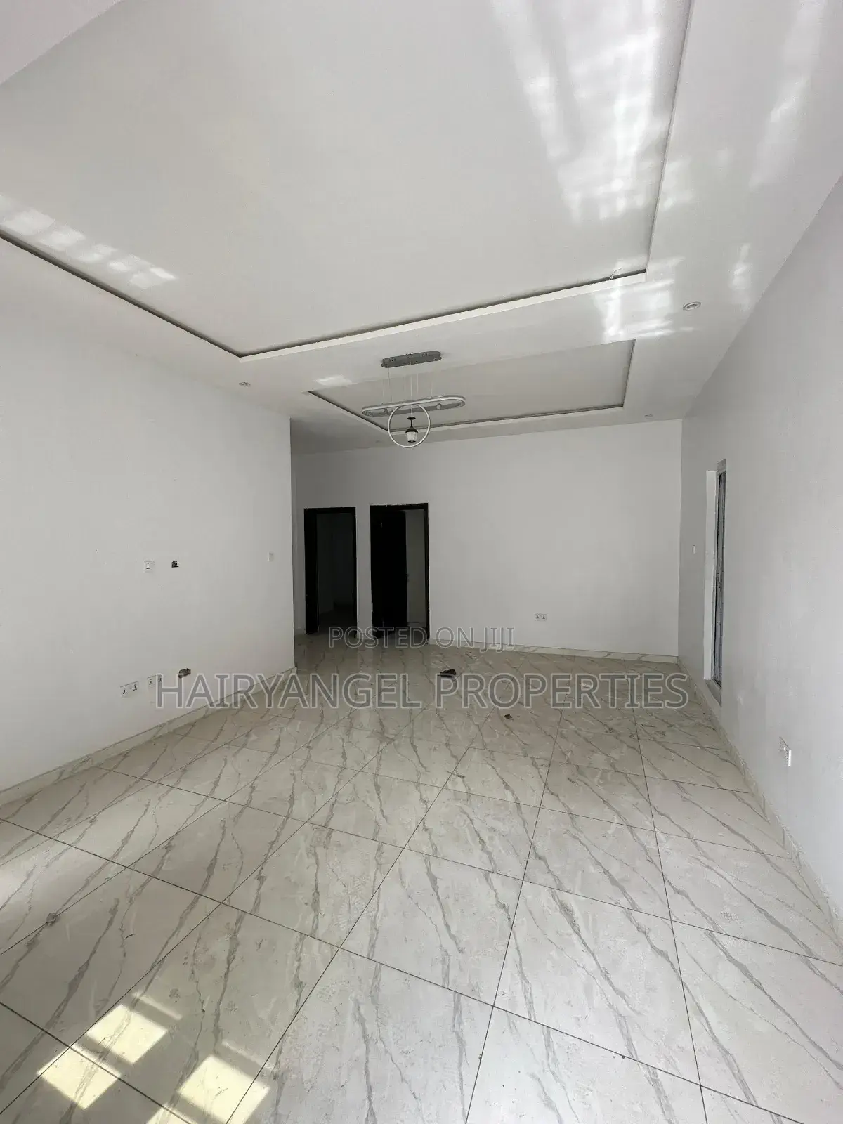 3bdrm Apartment in Ilaje / Lekki for sale