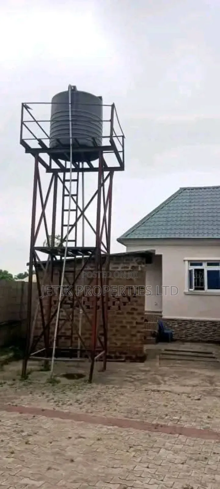 3bdrm Bungalow in Judges Quarters, Makurdi for sale