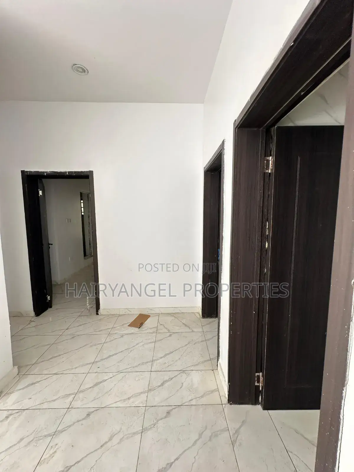 3bdrm Apartment in Ilaje / Lekki for sale