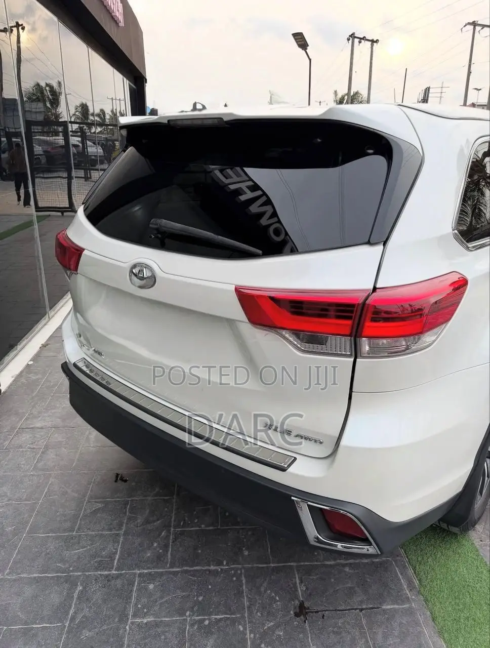 Toyota Highlander XLE 2019 White