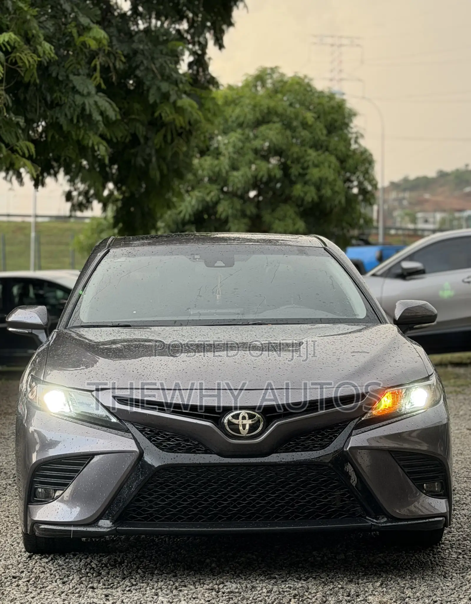 Toyota Camry SE Nightshade 2023 Gray