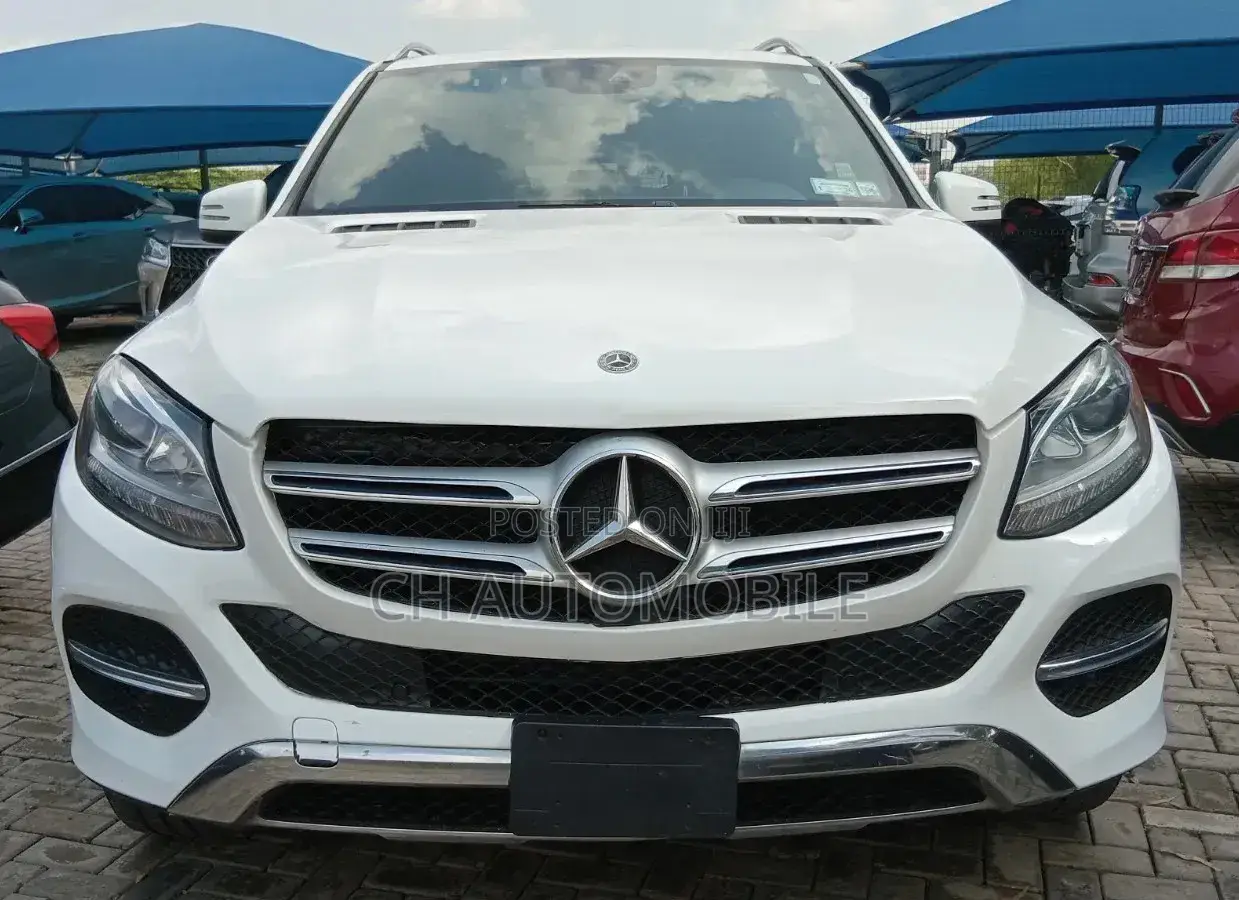 Mercedes-Benz GLE-Class GLE 350d 4MATIC 2018 White