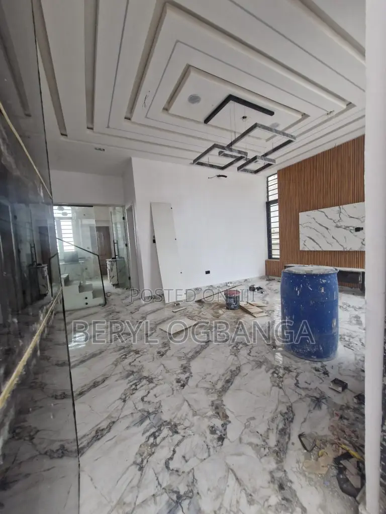 4bdrm Duplex in Ado / Ajah for sale