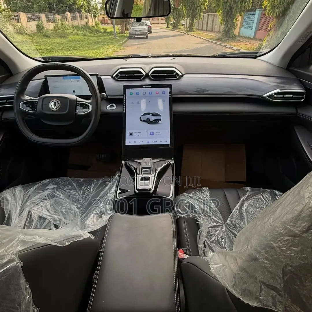 New Dongfeng Captain 2025 Black
