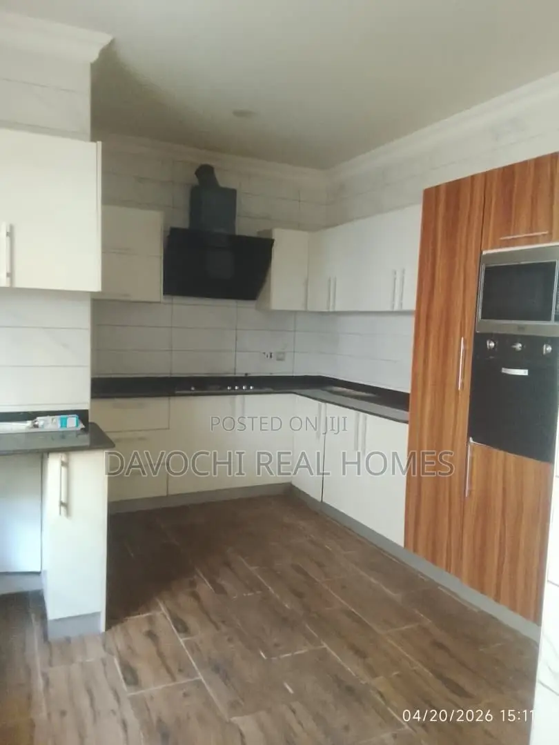 4bdrm Duplex in Banana Island for rent