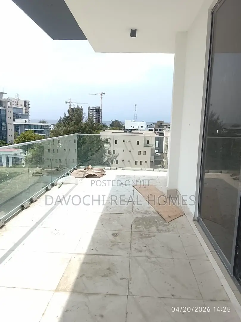 4bdrm Duplex in Banana Island for rent