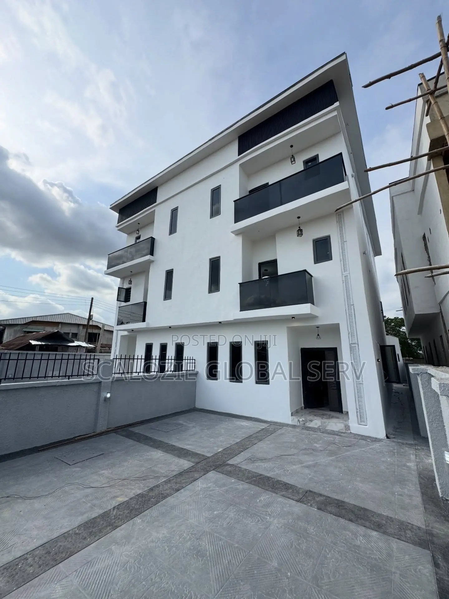 4bdrm Duplex in Woji Port Harcourt for sale