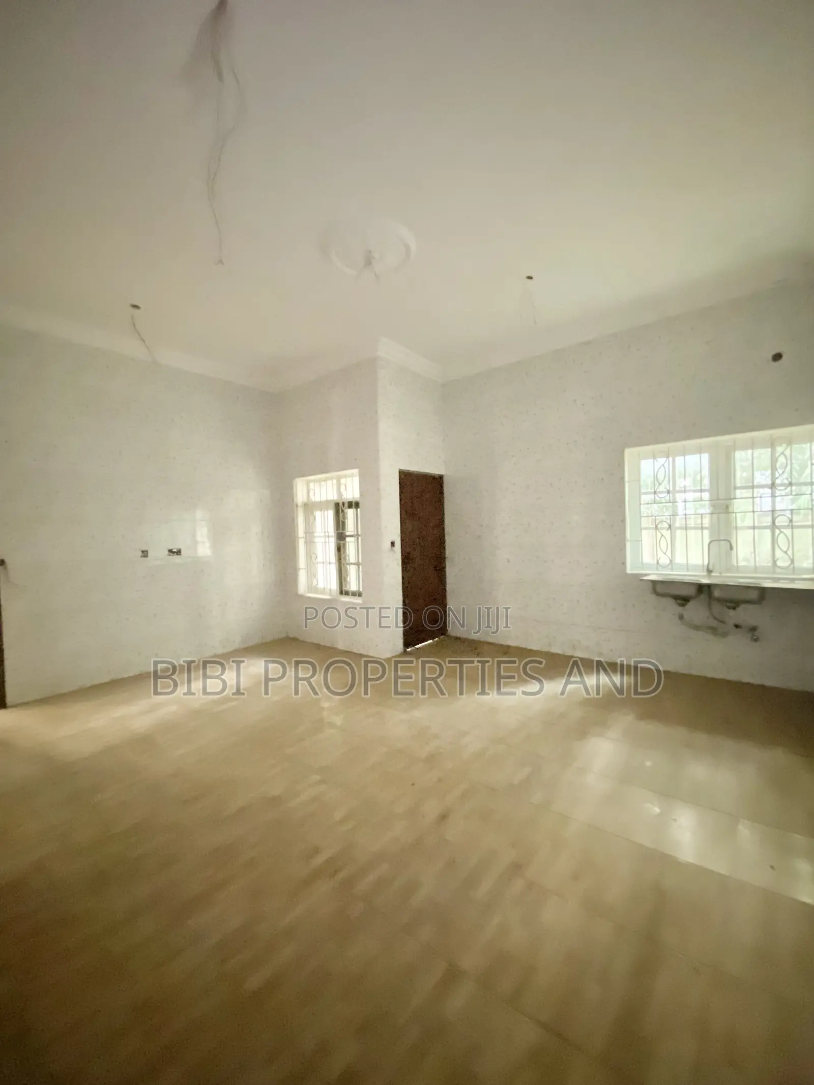 5bdrm Duplex in Wuye for sale