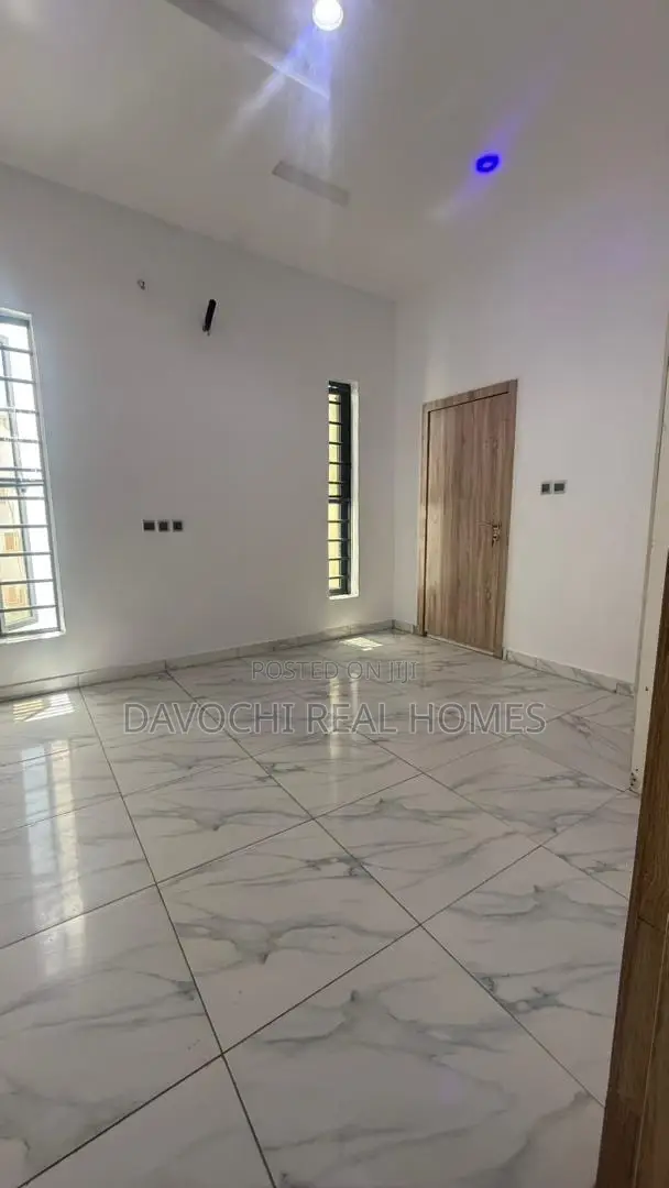 4bdrm Duplex in Ikota Gra, Lekki Phase 2 for rent