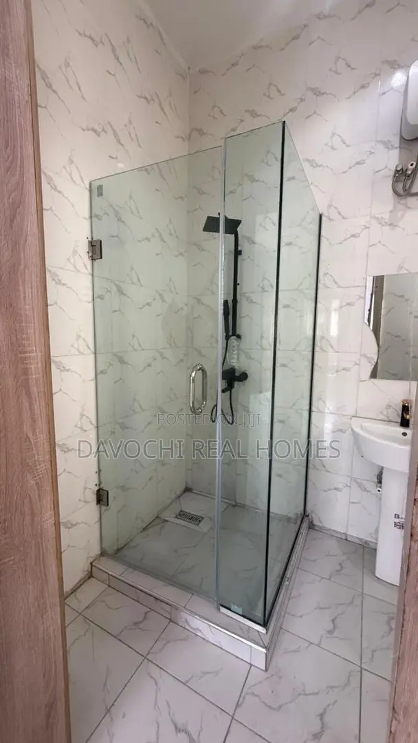 4bdrm Duplex in Ikota Gra, Lekki Phase 2 for rent