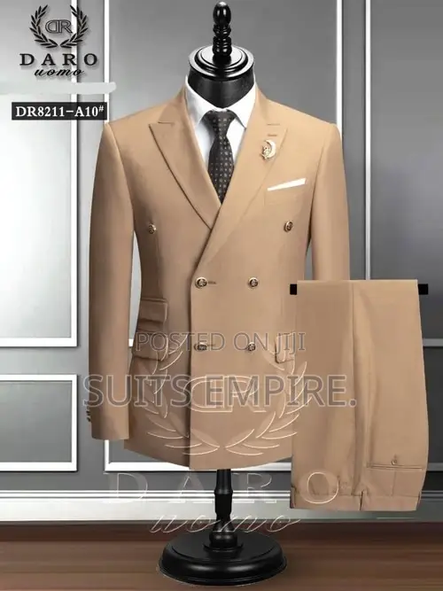 Daro Uomo Double-Breasted 2-Piece Suits