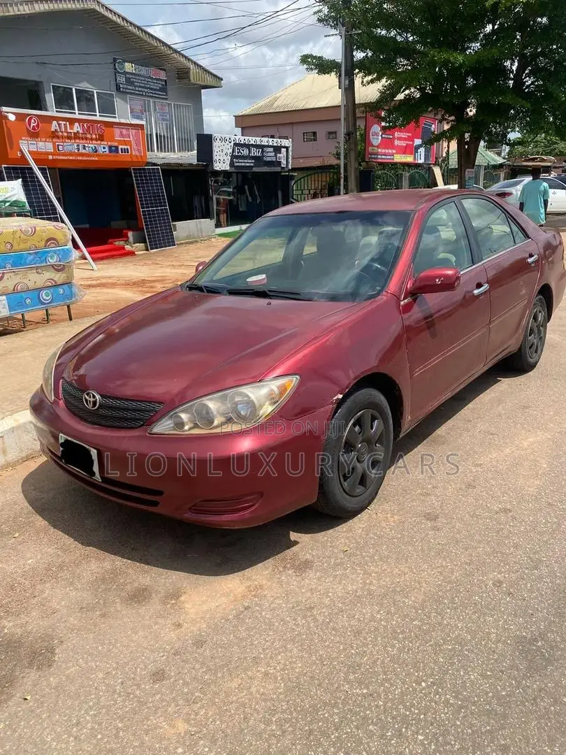Toyota Camry 2004 Red