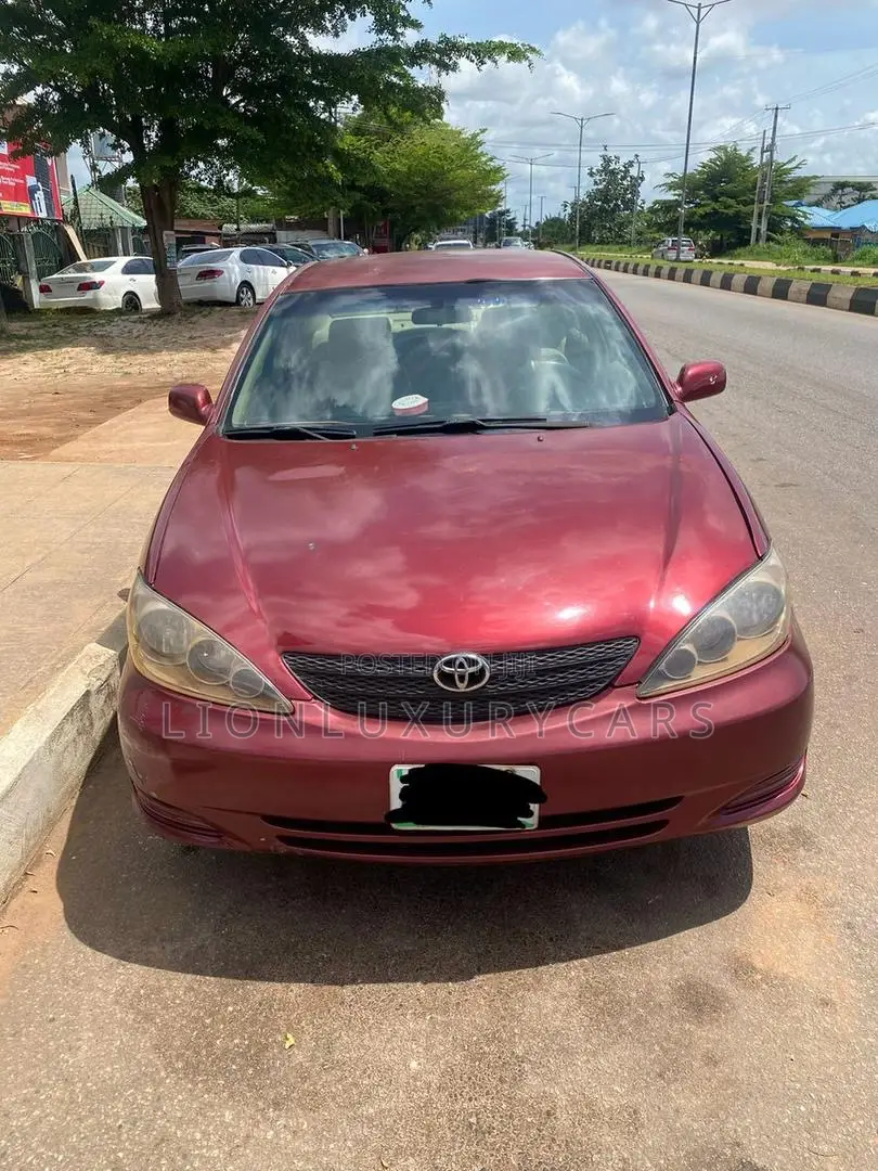 Toyota Camry 2004 Red