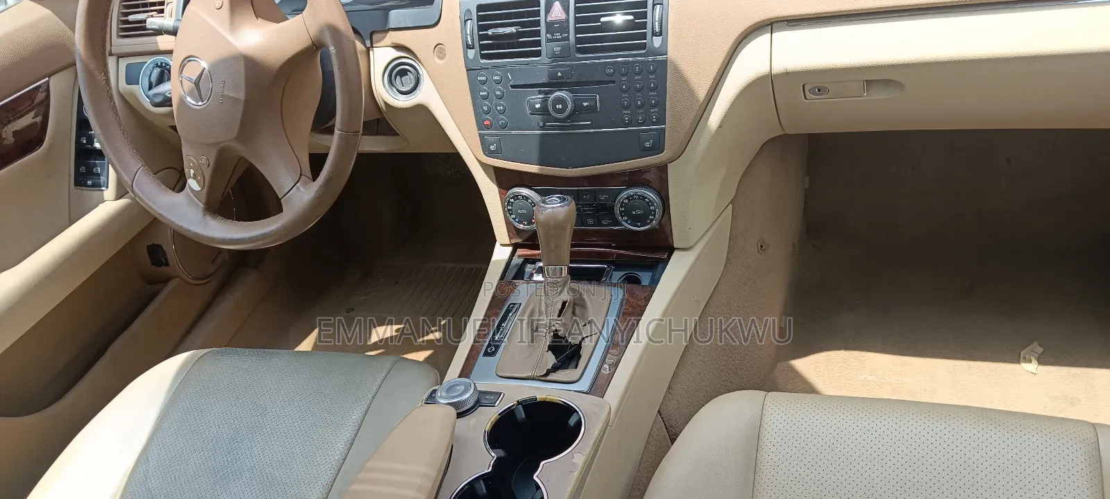 Mercedes-Benz C300 Luxury Sedan AWD (3.0L 6cyl 7A) 2009 White