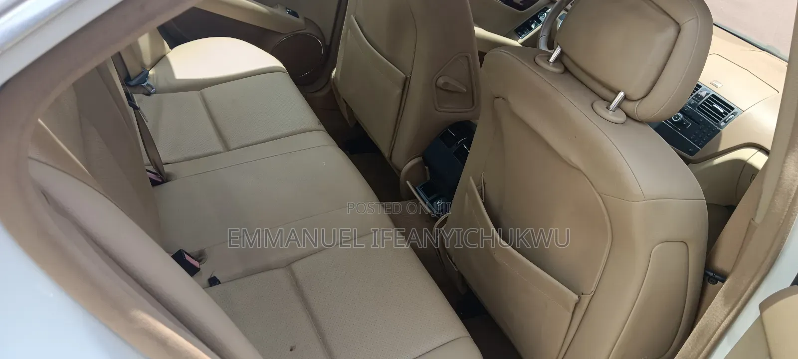 Mercedes-Benz C300 Luxury Sedan AWD (3.0L 6cyl 7A) 2009 White