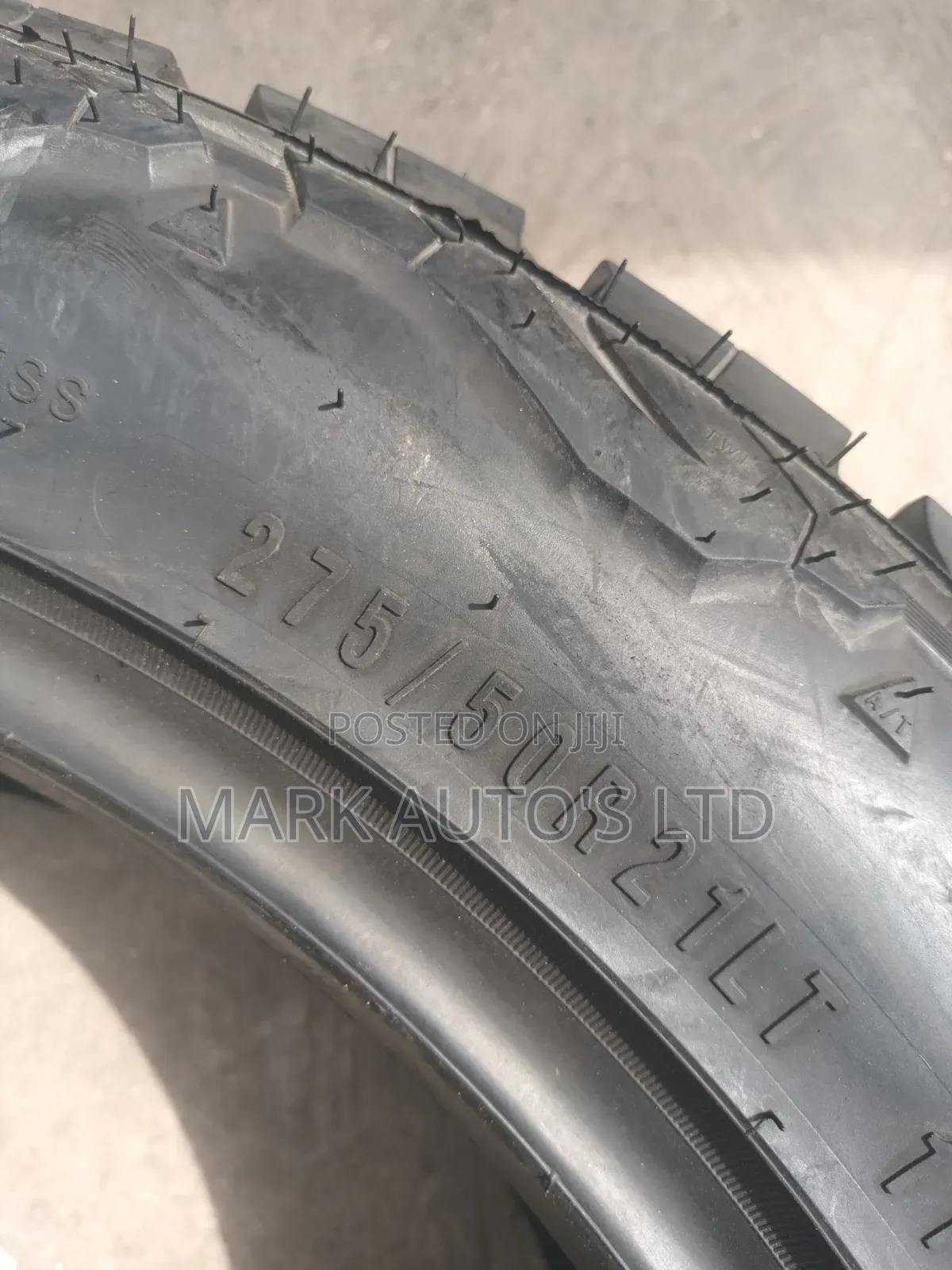 275/50/21lt Tyre